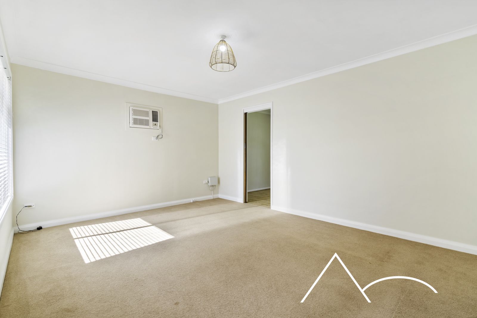 11 Bottlebrush Avenue, Bradbury NSW 2560, Image 1