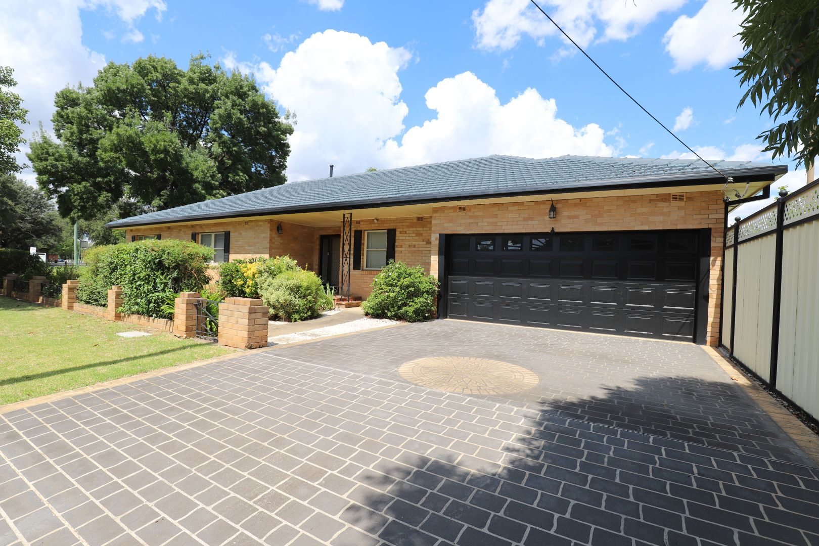 22 Bourke Street, Cootamundra Property History & Address Research