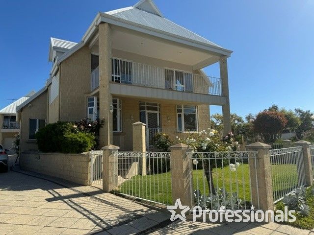 4 bedrooms House in 97A Stirling Street BUNBURY WA, 6230