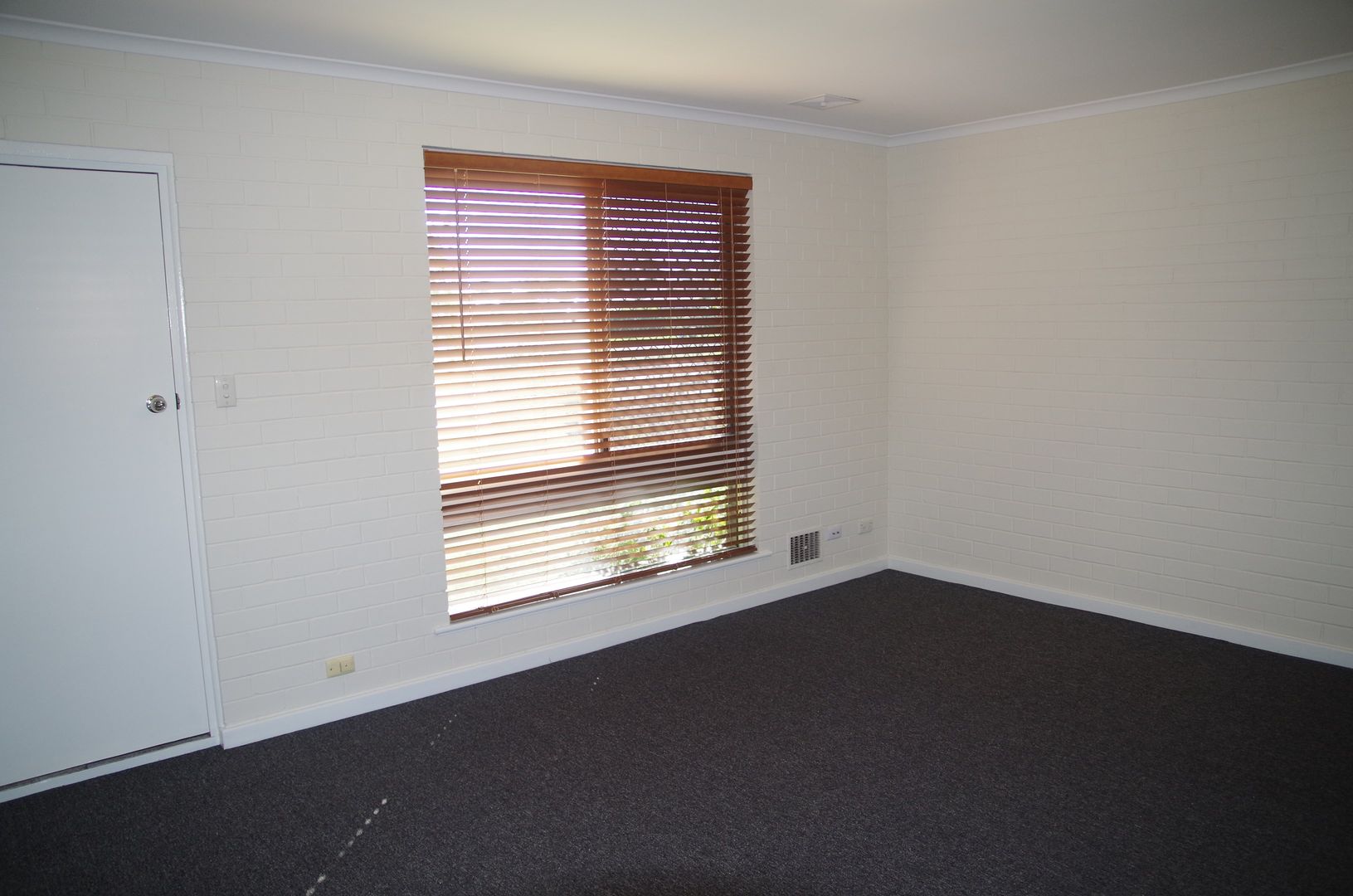 3/50-56 Campbell Road, Mira Mar WA 6330, Image 2