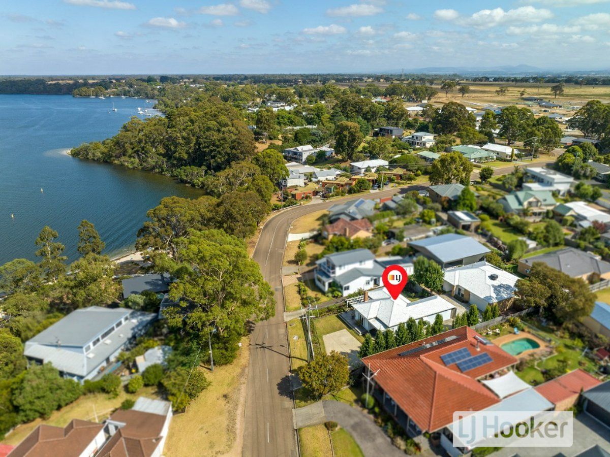 3 bedrooms House in 62B Newlands Drive PAYNESVILLE VIC, 3880