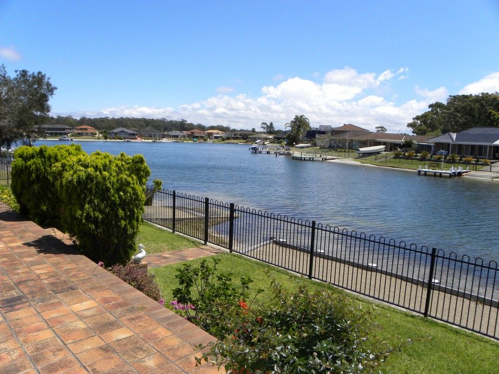 17 Thora St, Sussex Inlet NSW 2540, Image 0