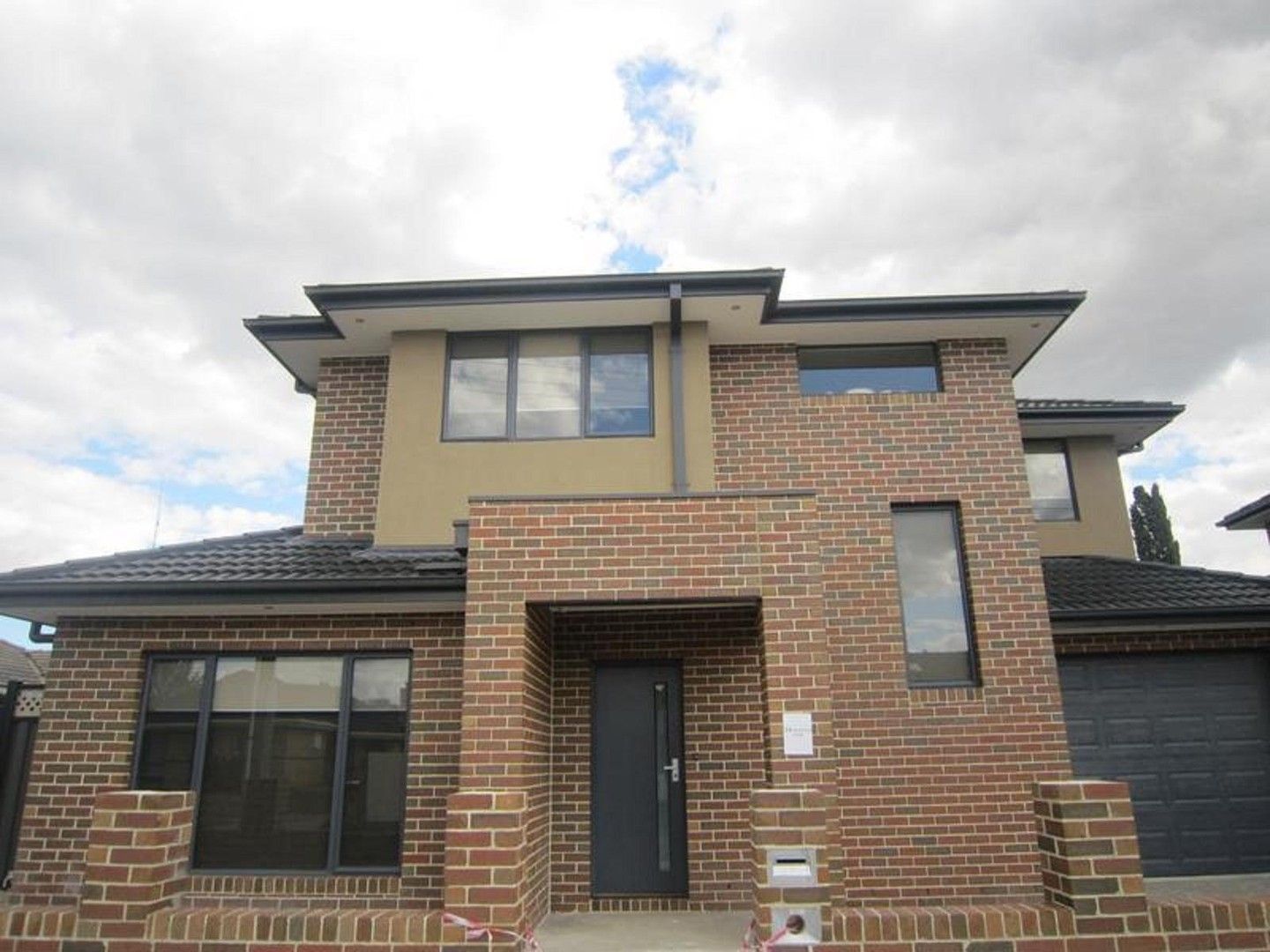 3 bedrooms House in 2A Wroxham Court FAWKNER VIC, 3060