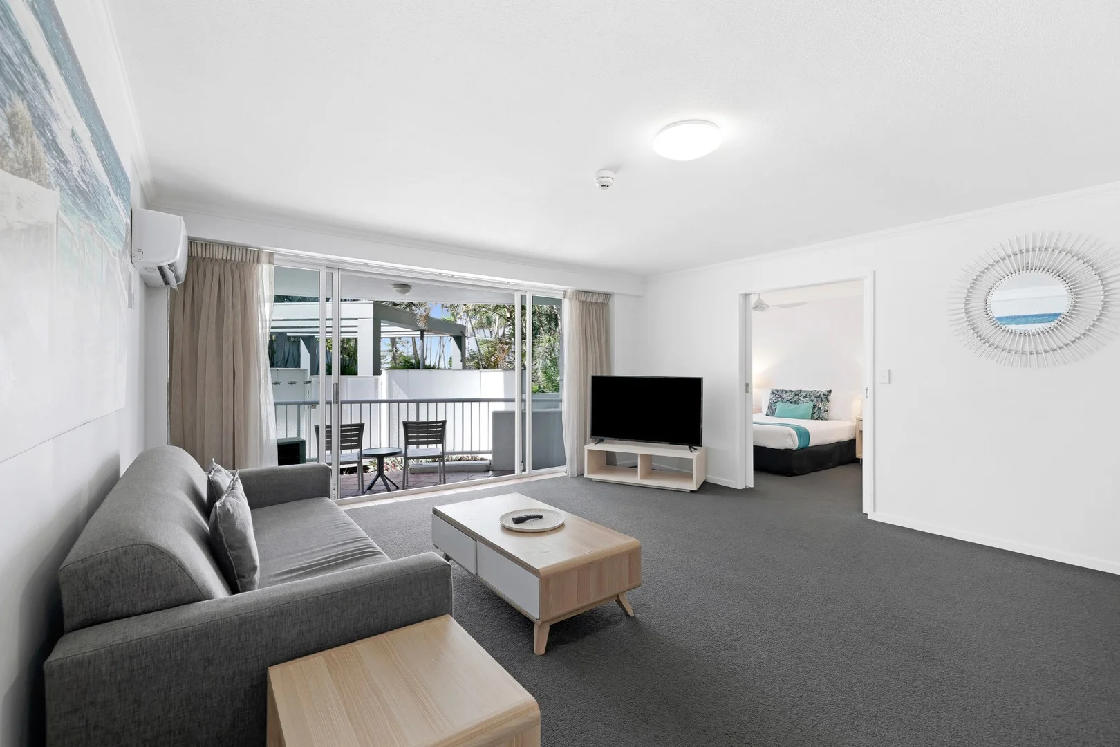 003 & 004/140-144 Ferny Avenue, Surfers Paradise QLD 4217