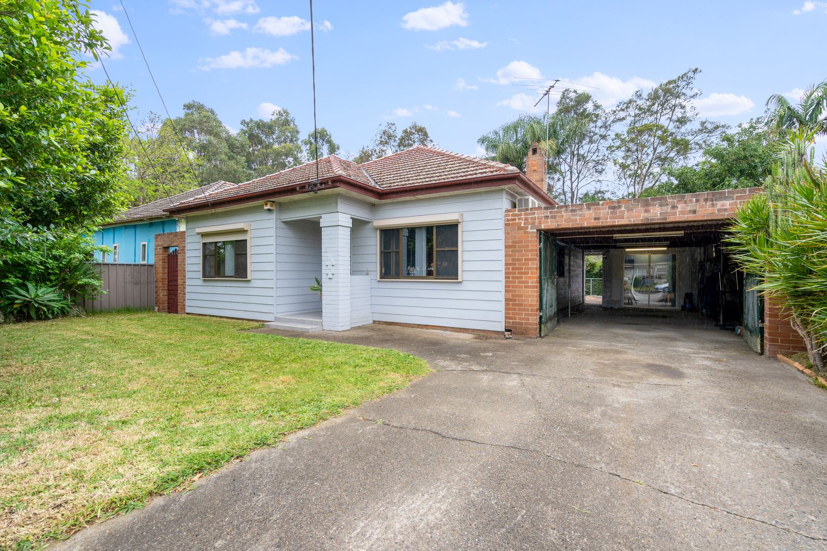 Sold 16 Mcintosh Street, Fairfield NSW 2165 on 21 Nov 2020 ...
