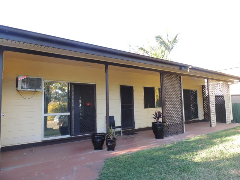 19 Cuthbert Street, Moranbah QLD 4744