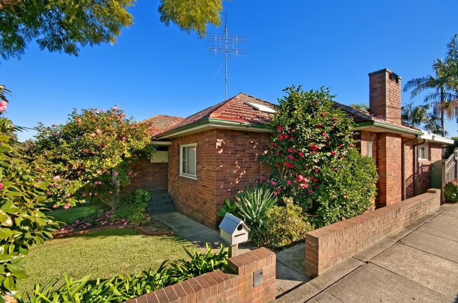 1 Holway Street, Eastwood NSW 2122
