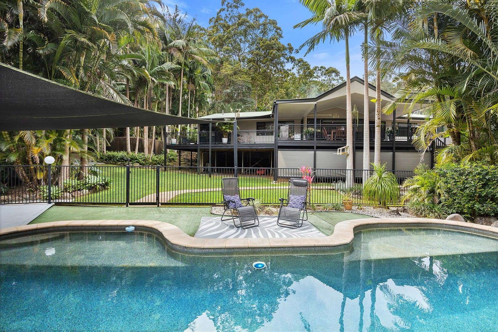 4 bedrooms House in 21 PICCABEEN STREET DOONAN QLD, 4562