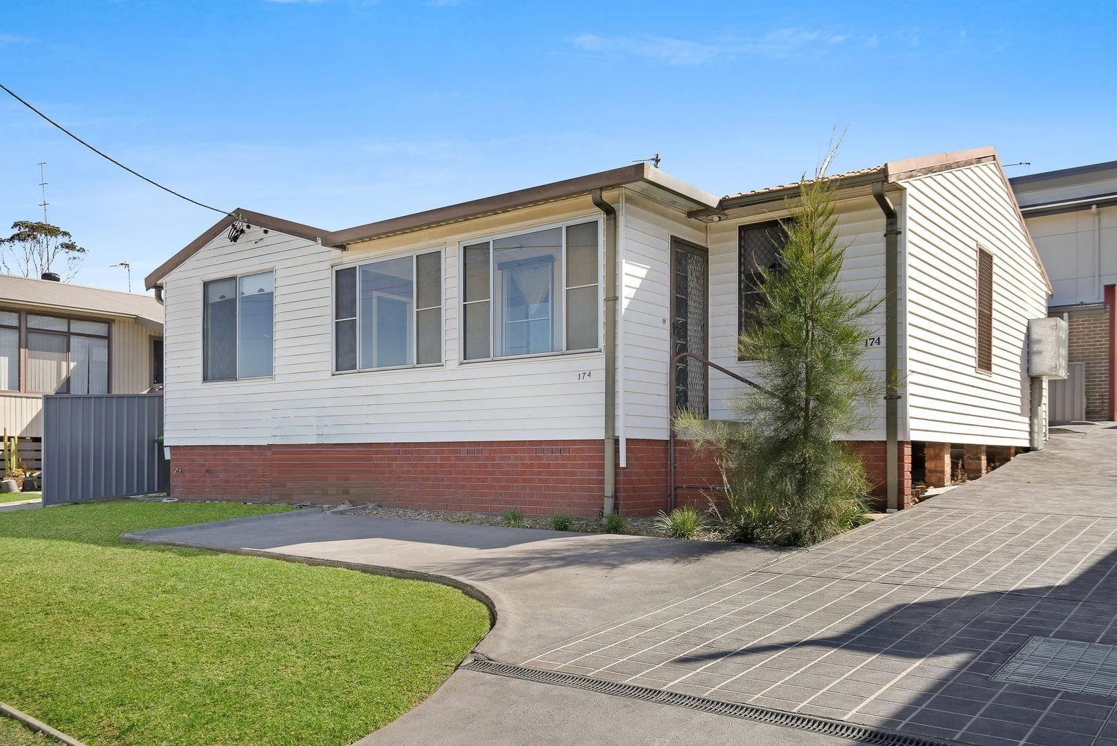 6 172 174 Princes Highway Unanderra Nsw 2526 House For Rent 385 Domain