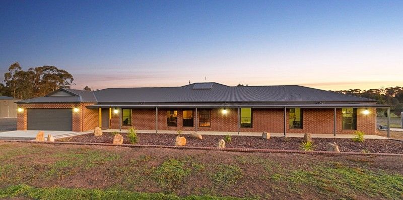 4 Datson Place, Junortoun VIC 3551, Image 0