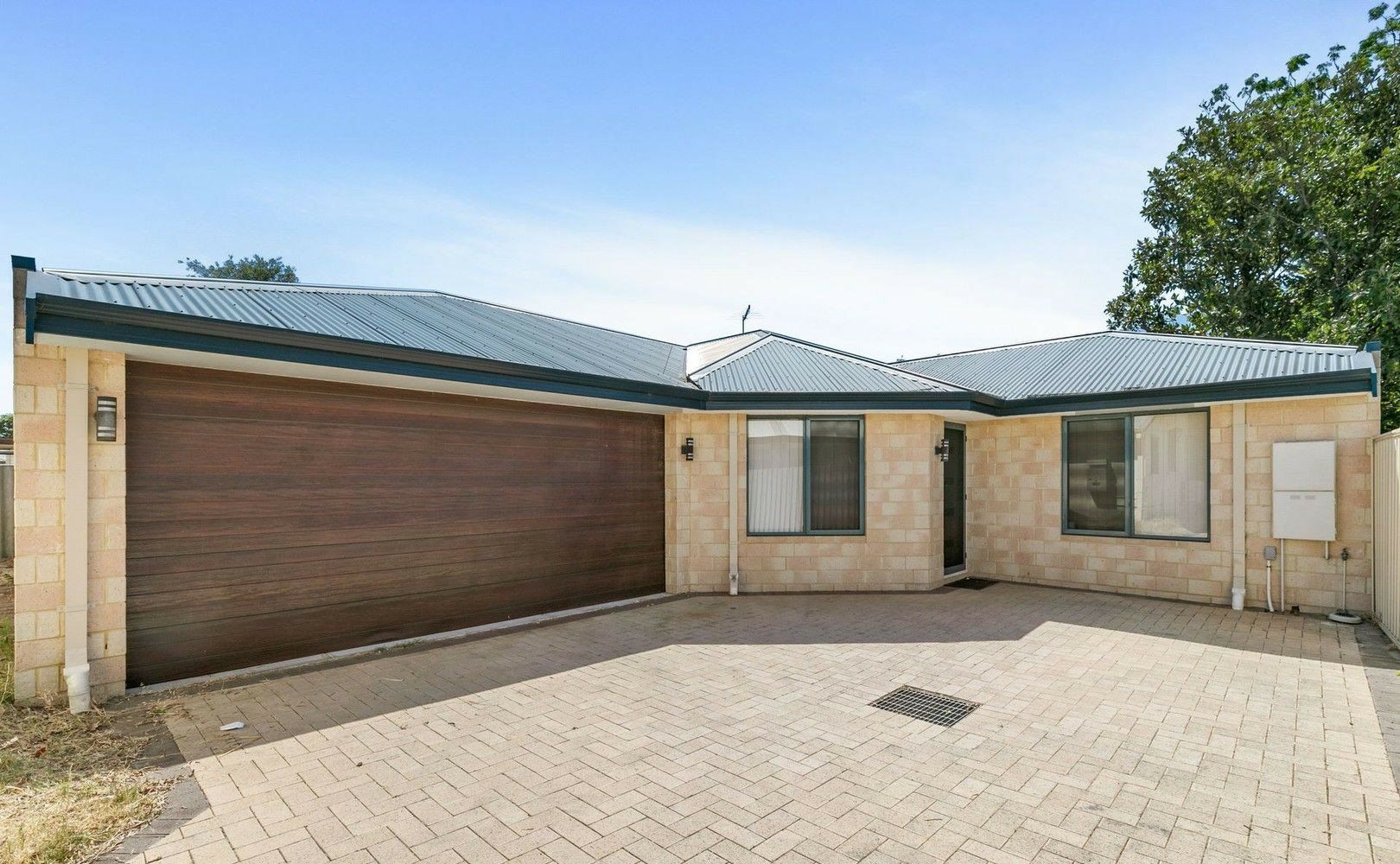 10A Barnsley Street, Queens Park WA 6107 House For Rent Domain