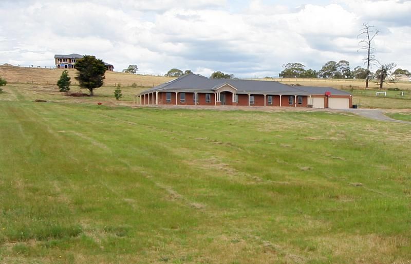 35 Sunset Drive, Chirnside Park Property History & Address Research