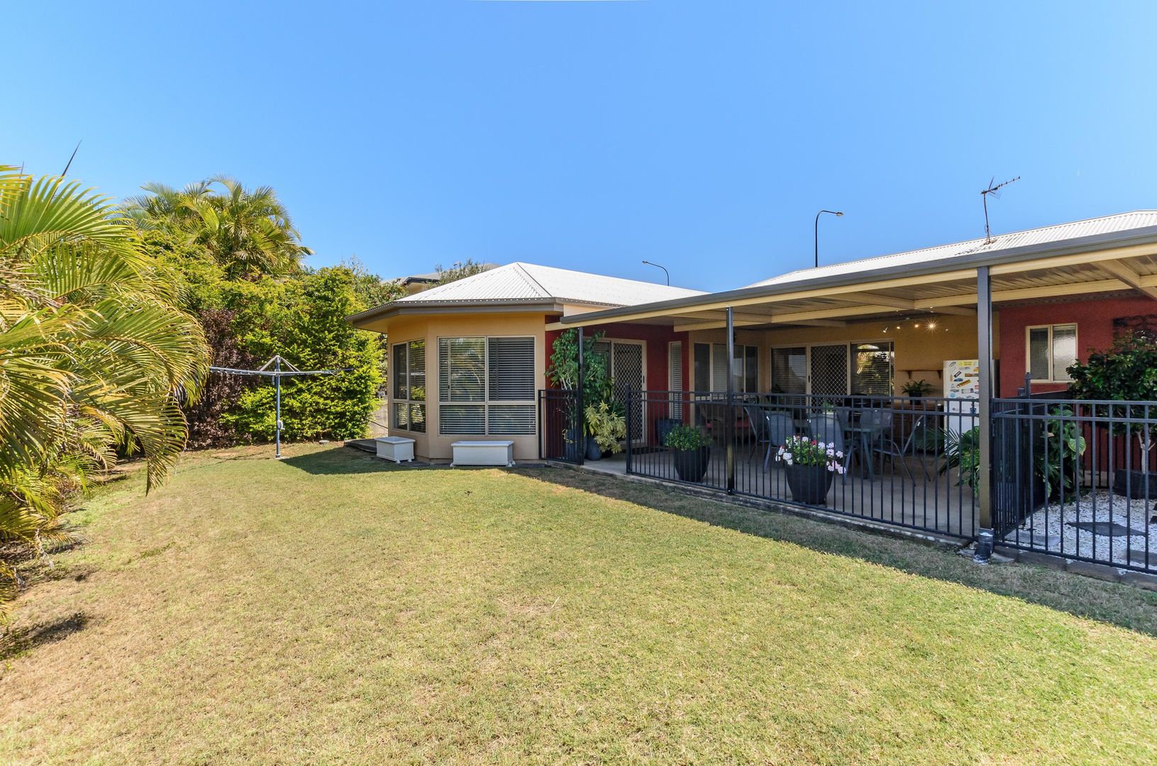 129 Emmadale Drive, New Auckland QLD 4680, Image 1