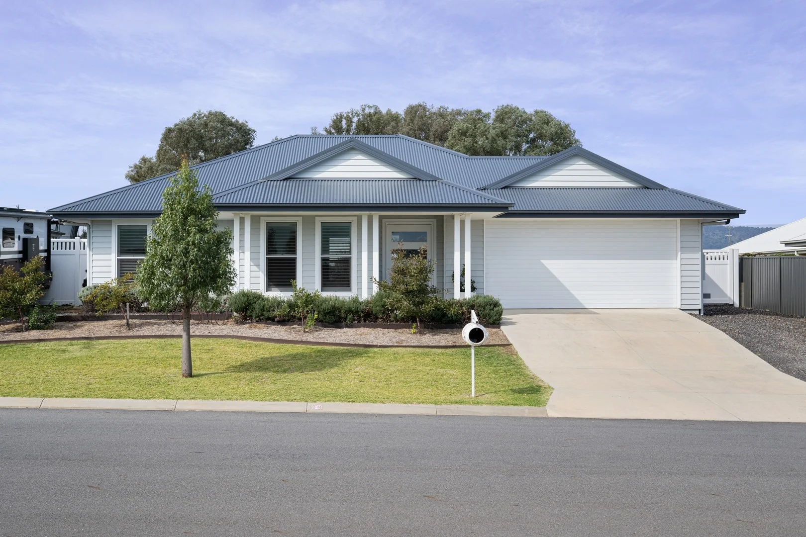 177 Litchfield Drive, Thurgoona NSW 2640