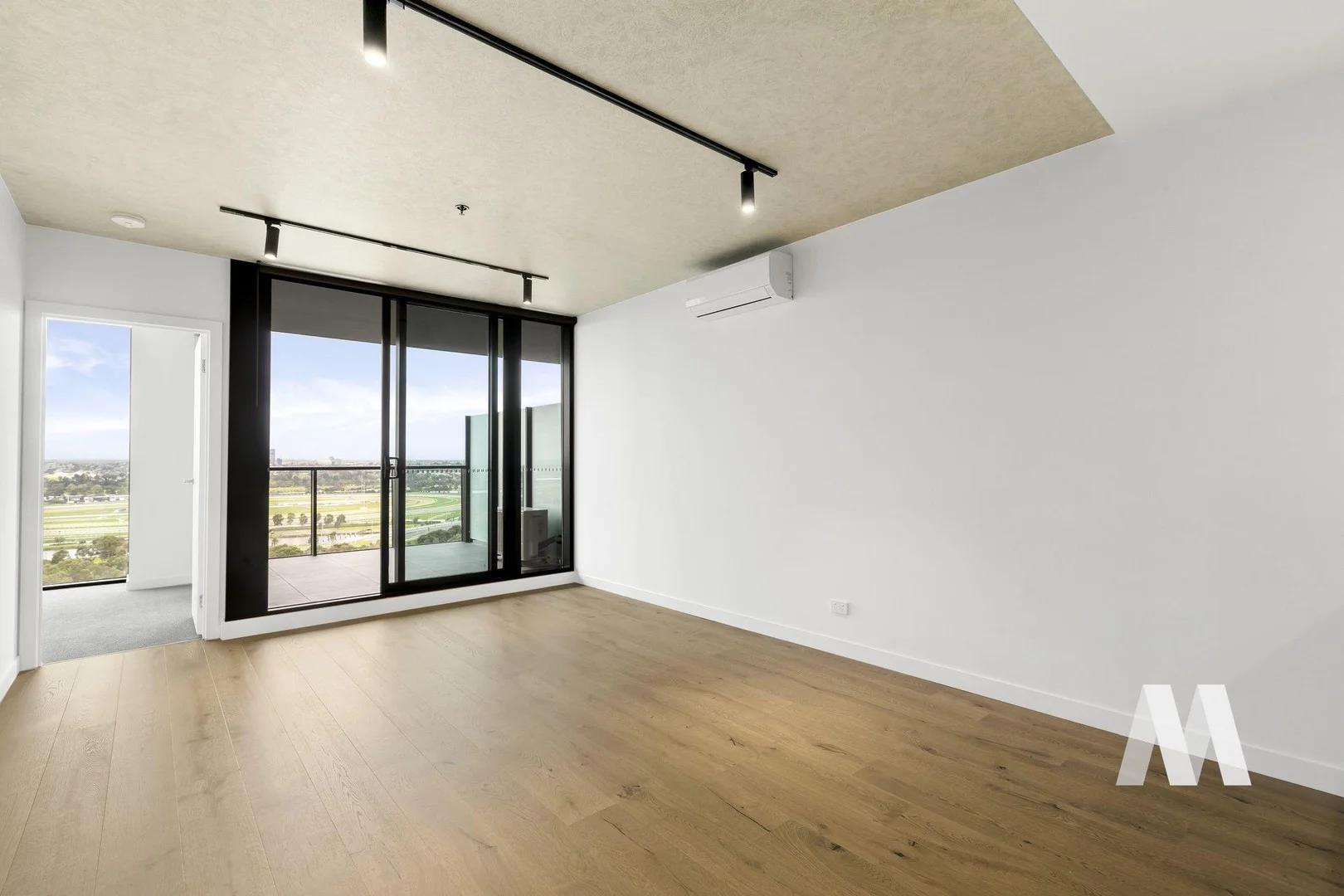 805/8 Joseph Road, Footscray VIC 3011