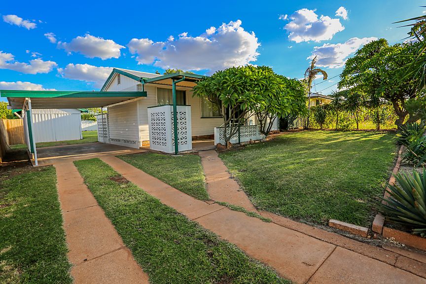 3 bedrooms House in 11 Merauke Street MOUNT ISA QLD, 4825