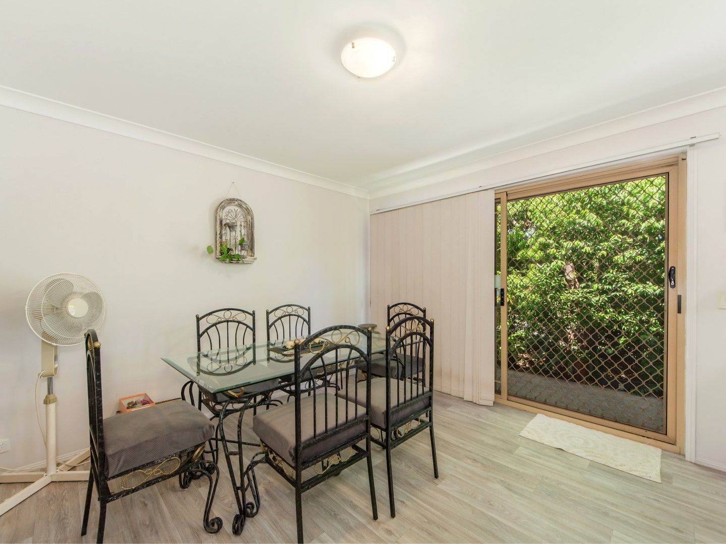 1 & 2/105 Woodford Street, One Mile QLD 4305, Image 2