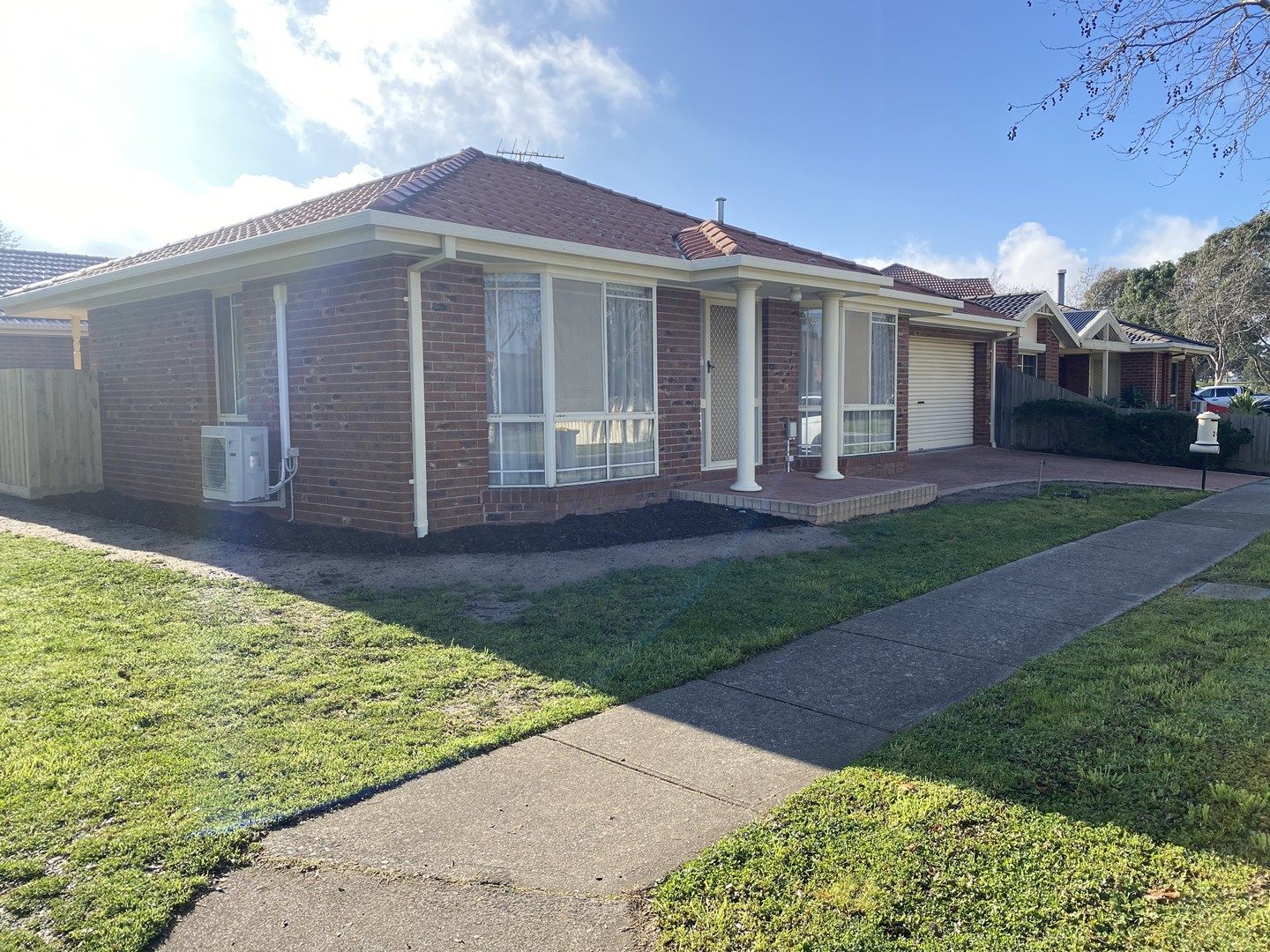 3 bedrooms House in 24 McCabe Drive EPPING VIC, 3076