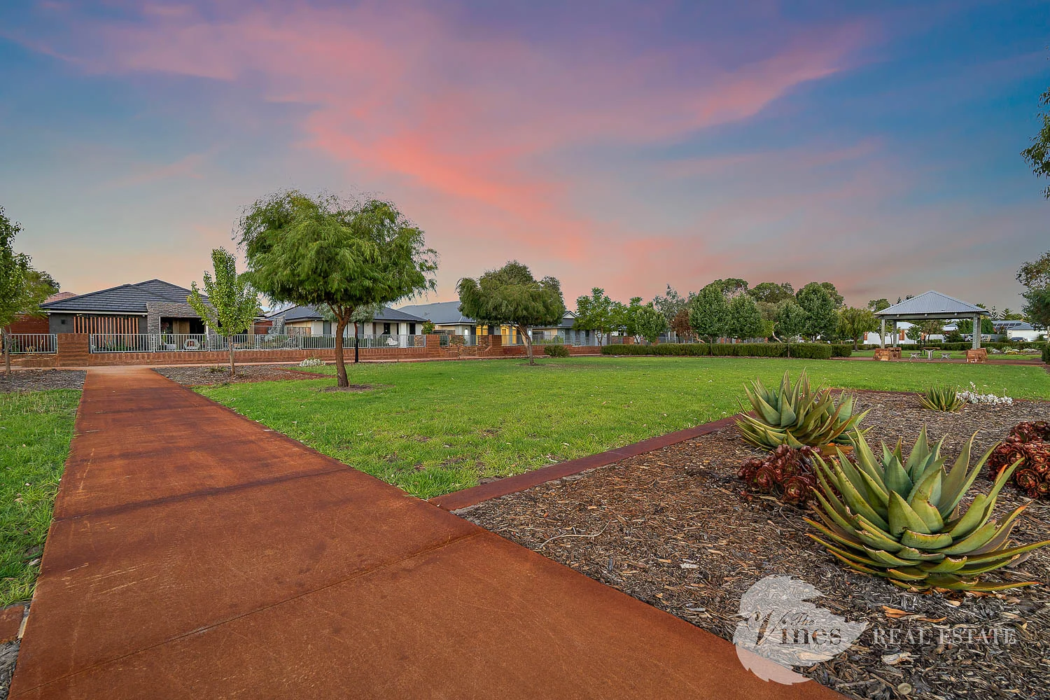 Additional image 16 of 8 Hoffman Cove, The Vines WA 6069