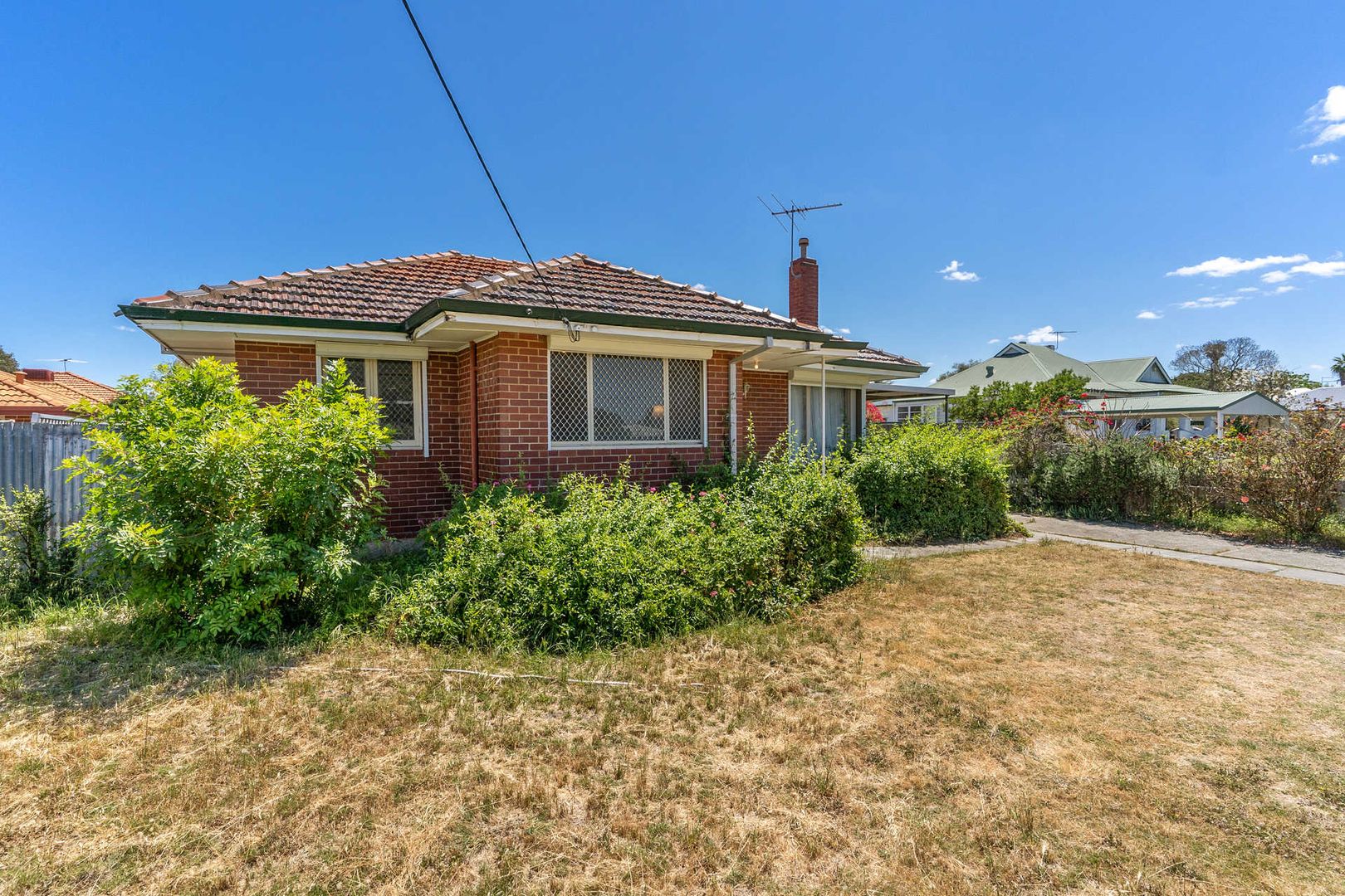 294 Wharf Street, Queens Park WA 6107, Image 1