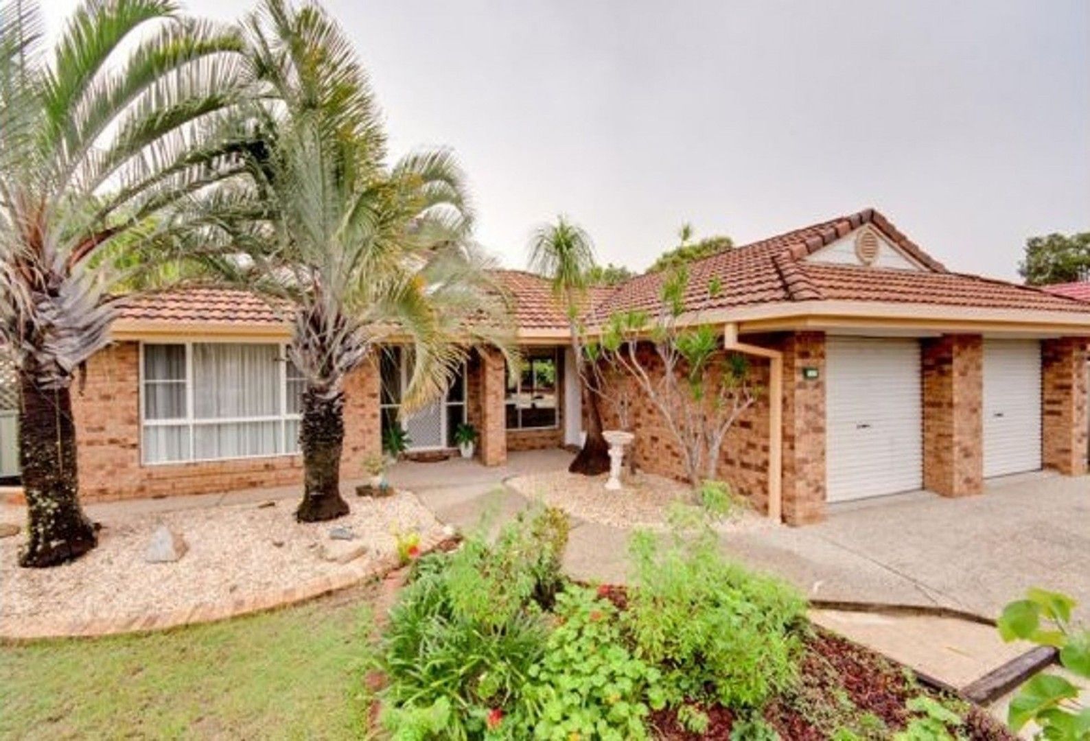 5 bedrooms House in 23 Mayfair Place BOONDALL QLD, 4034