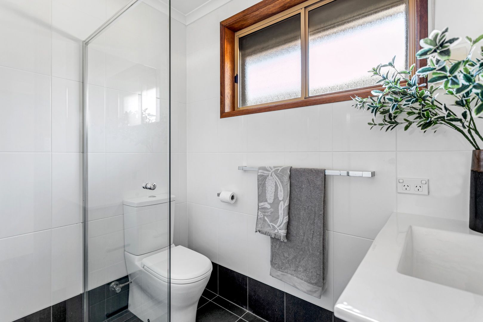 23 Helen Avenue, Aldinga Beach SA 5173, Image 2