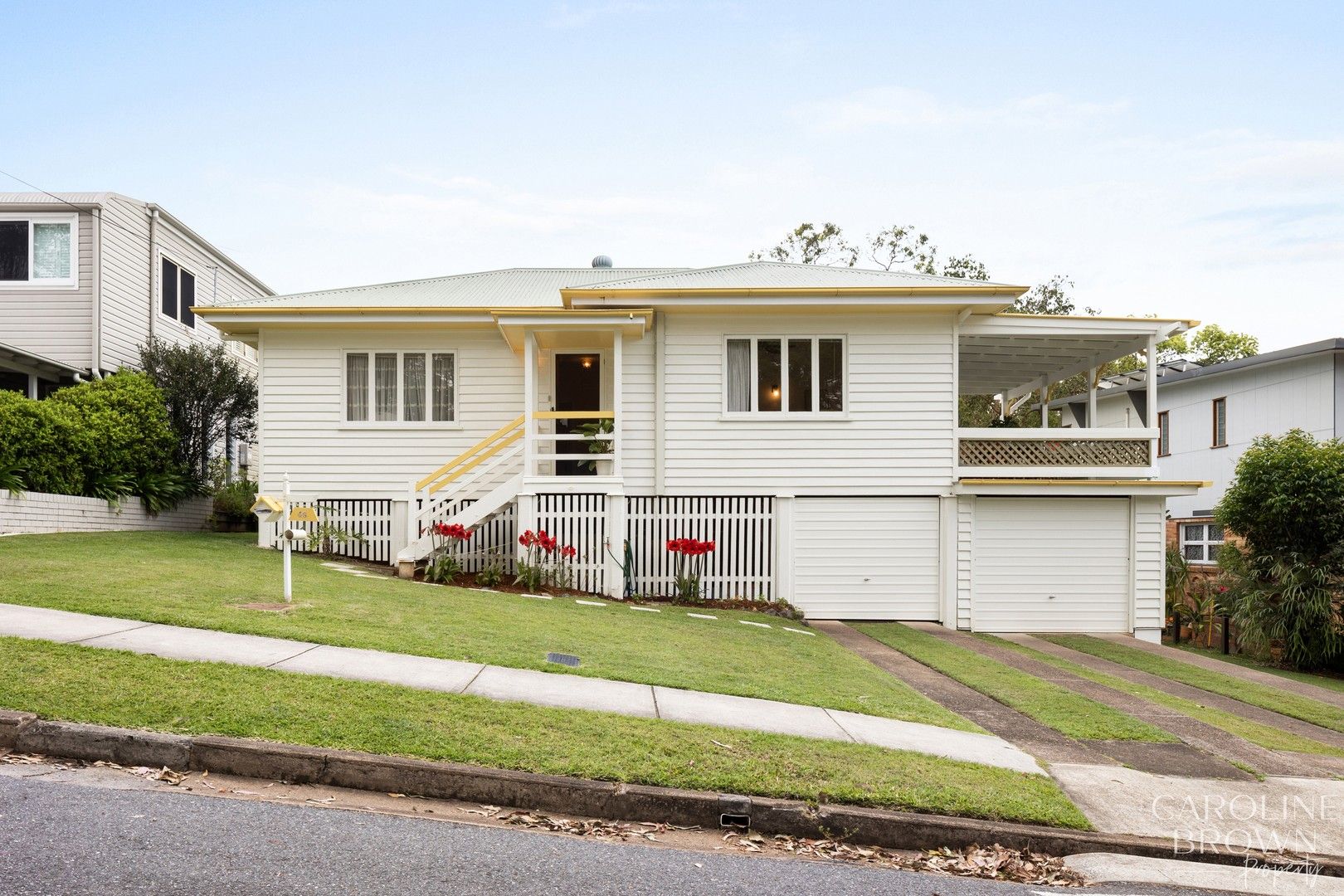 2 bedrooms House in 46 Cecil Road BARDON QLD, 4065