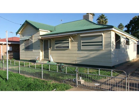 105 Little Barber Street, Gunnedah NSW 2380