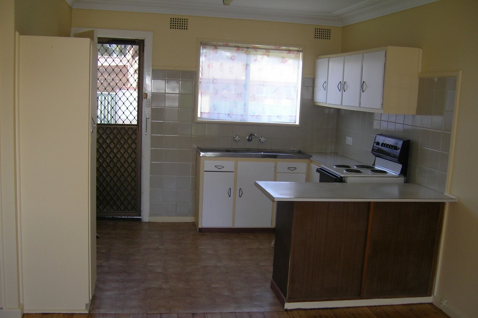 9 Mary Street, Gorokan NSW 2263, Image 2