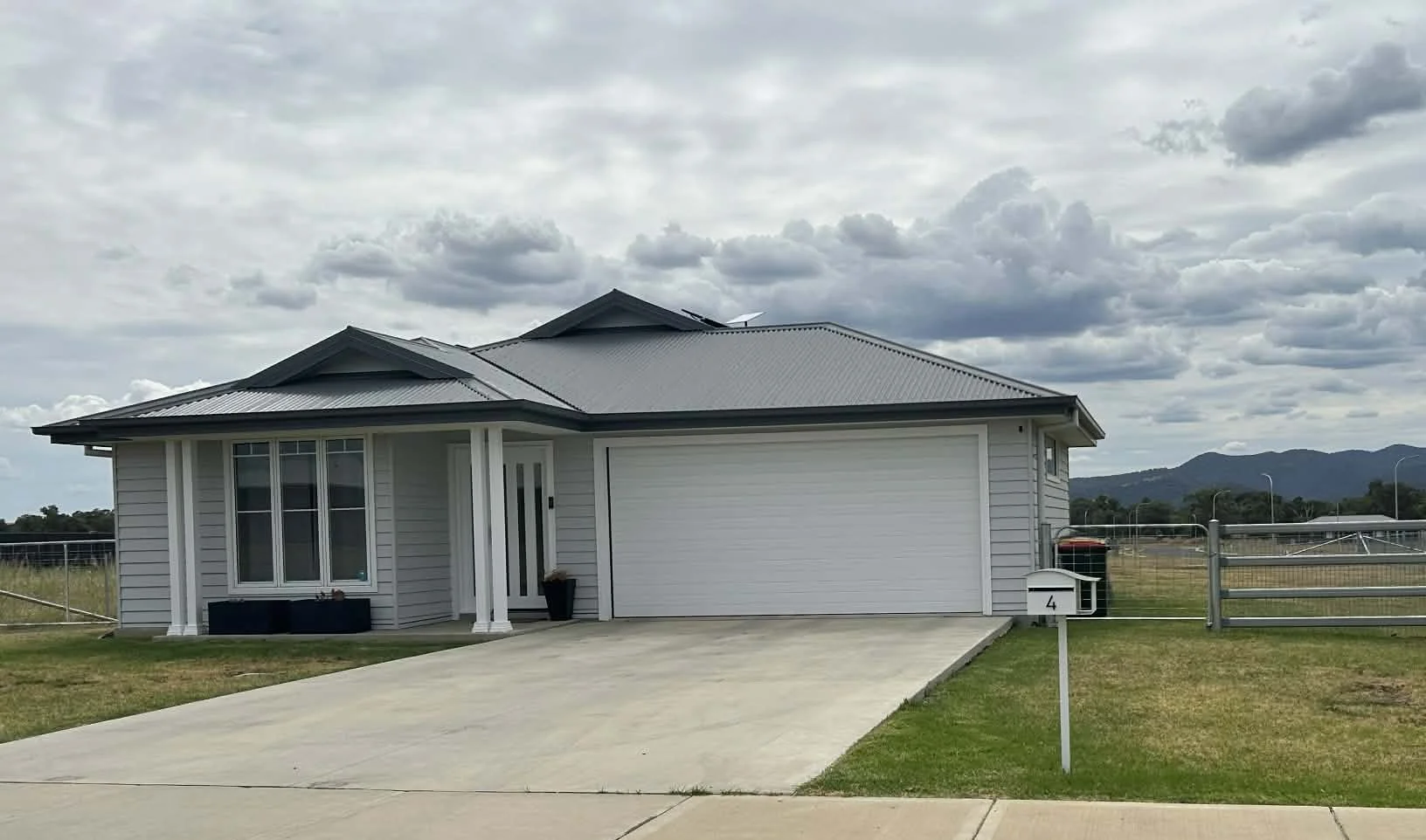 4 Fairymartin Lane, Tamworth NSW 2340