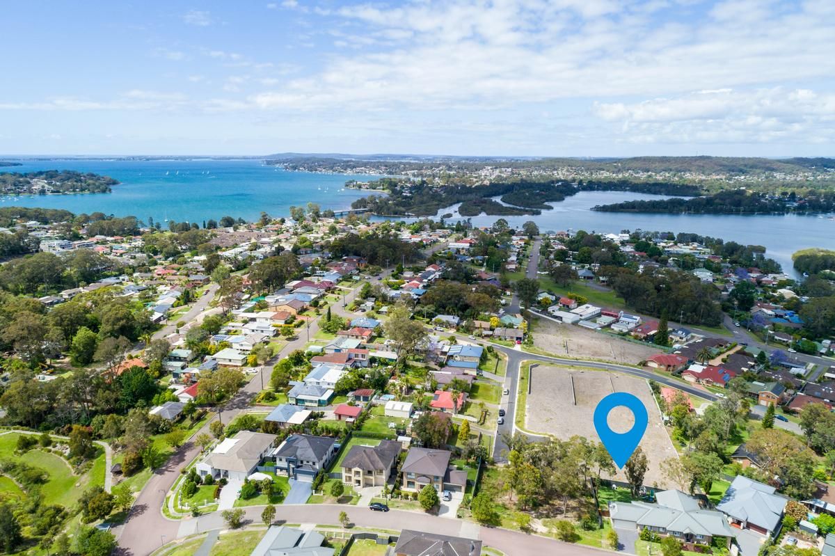 7 Goldsmith Avenue, Fennell Bay NSW 2283, Image 2