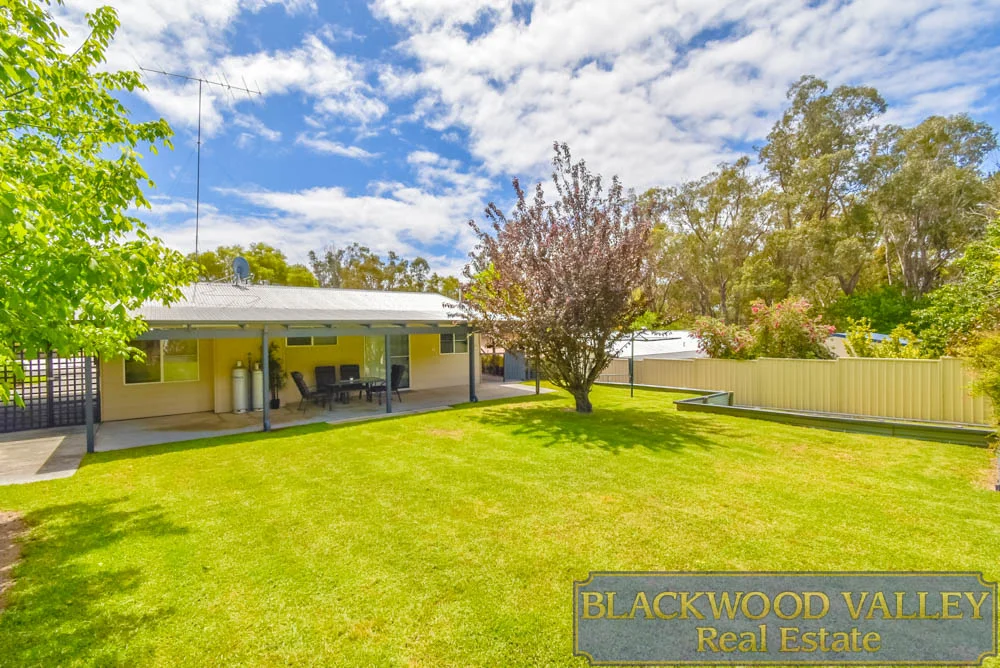8 Nix Street, Boyup Brook WA 6244 | Domain