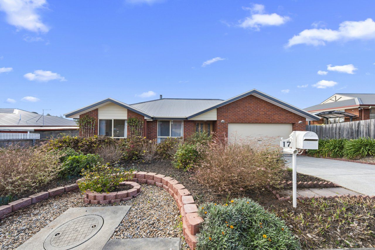 17 Elmac Crescent, Austins Ferry TAS 7011, Image 2