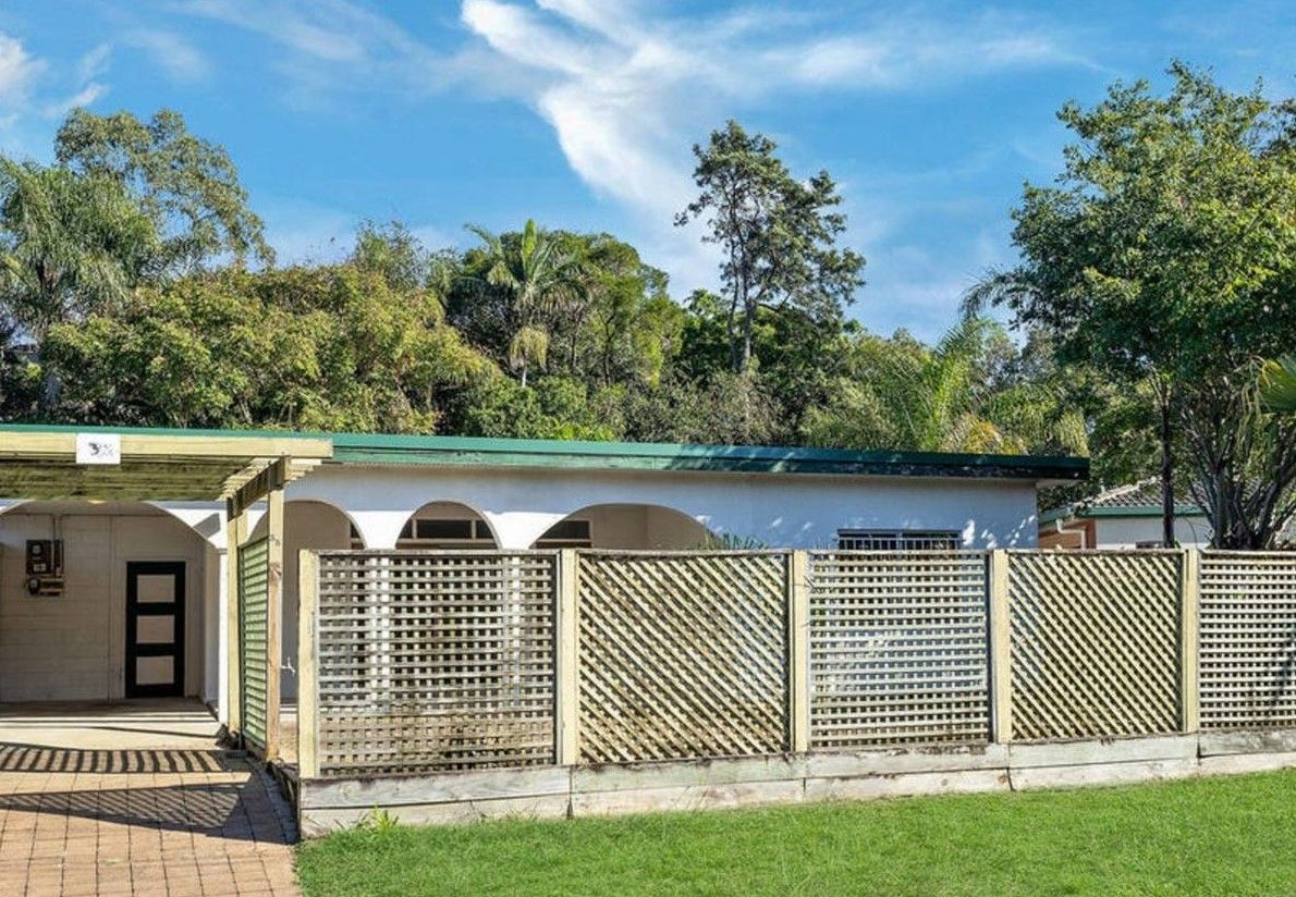 3 bedrooms House in 35 Benaud Street MACGREGOR QLD, 4109