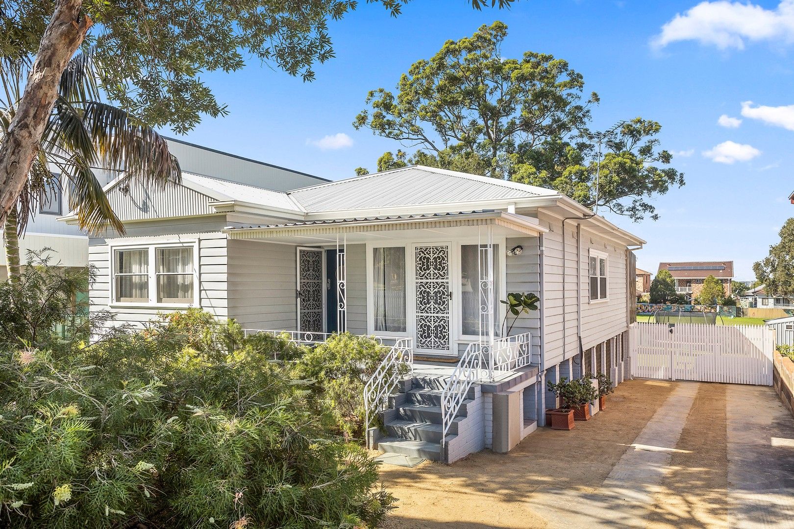 23 Jutland Avenue, Wollongong NSW 2500, Image 0