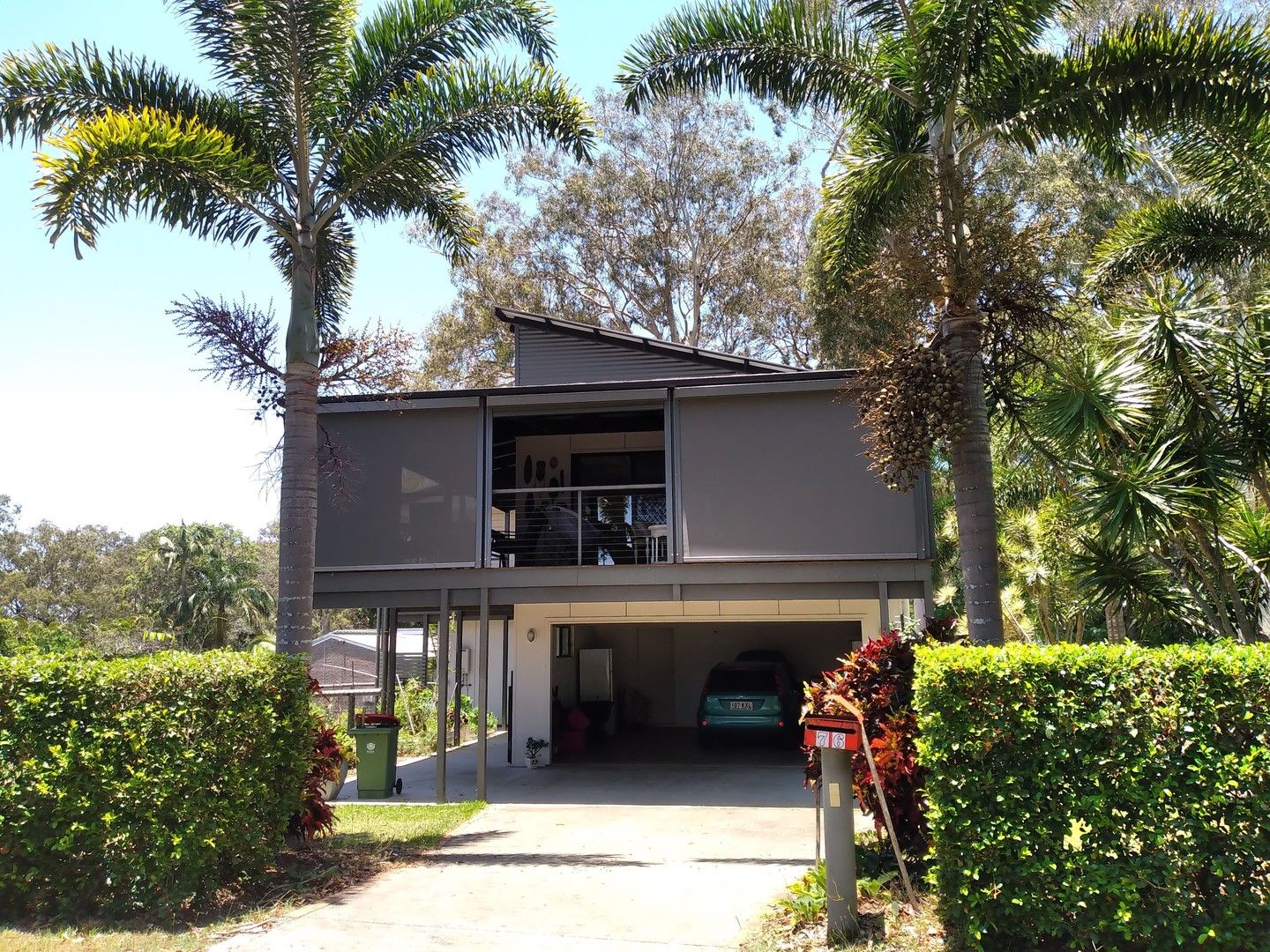 3 bedrooms House in 76 COONDOOROOPA DRIVE MACLEAY ISLAND QLD, 4184