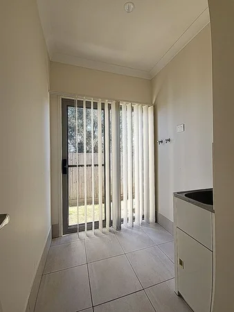 Additional image 8 of 2/11 Bulloo Street, Glenvale QLD 4350
