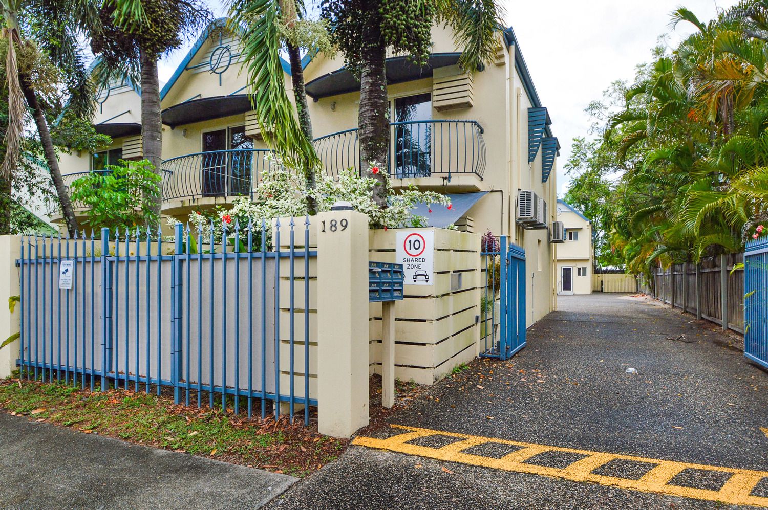 2 bedrooms Townhouse in  BUNGALOW QLD, 4870