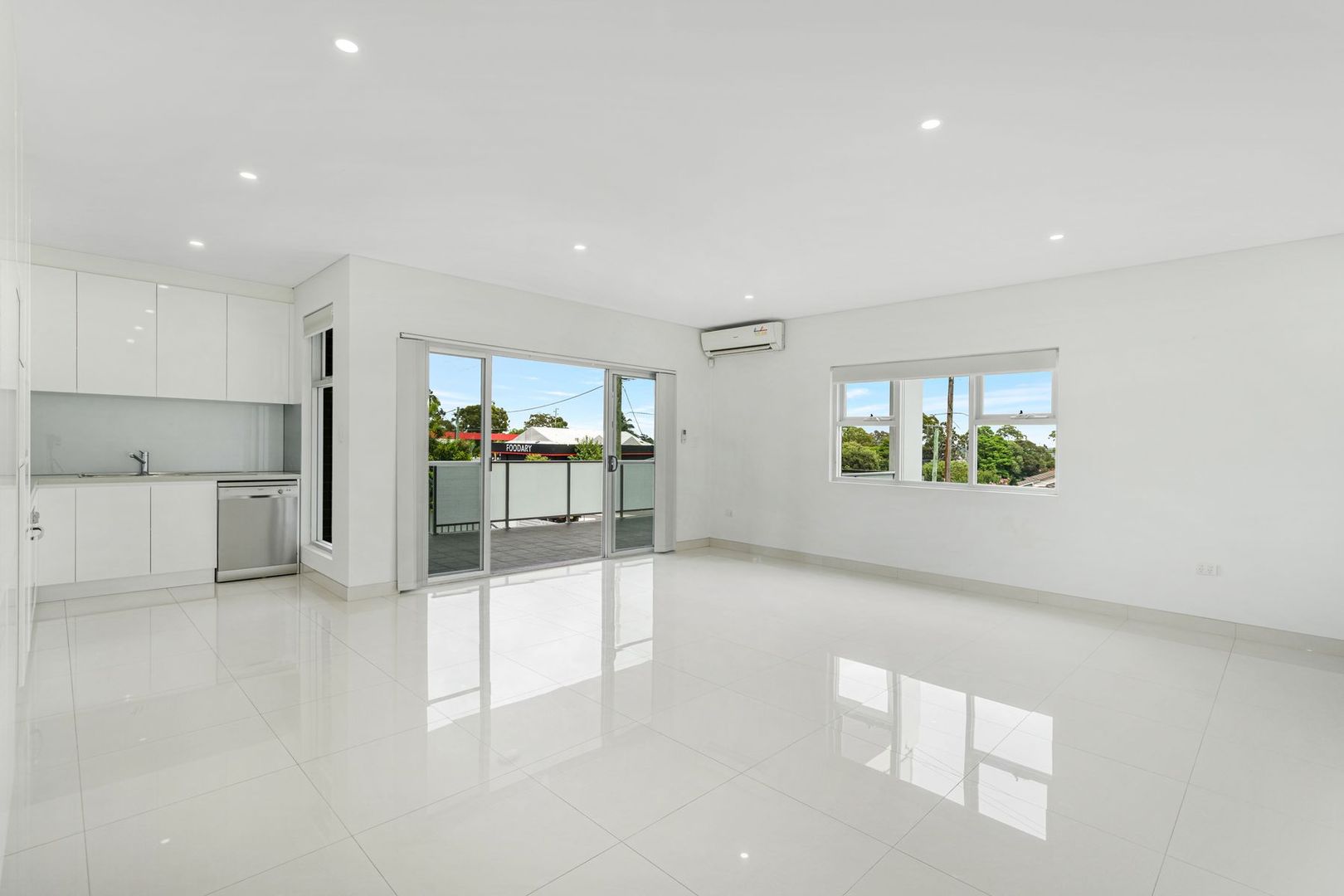 Unit 1/27 Woodville Road, Chester Hill NSW 2162, Image 2