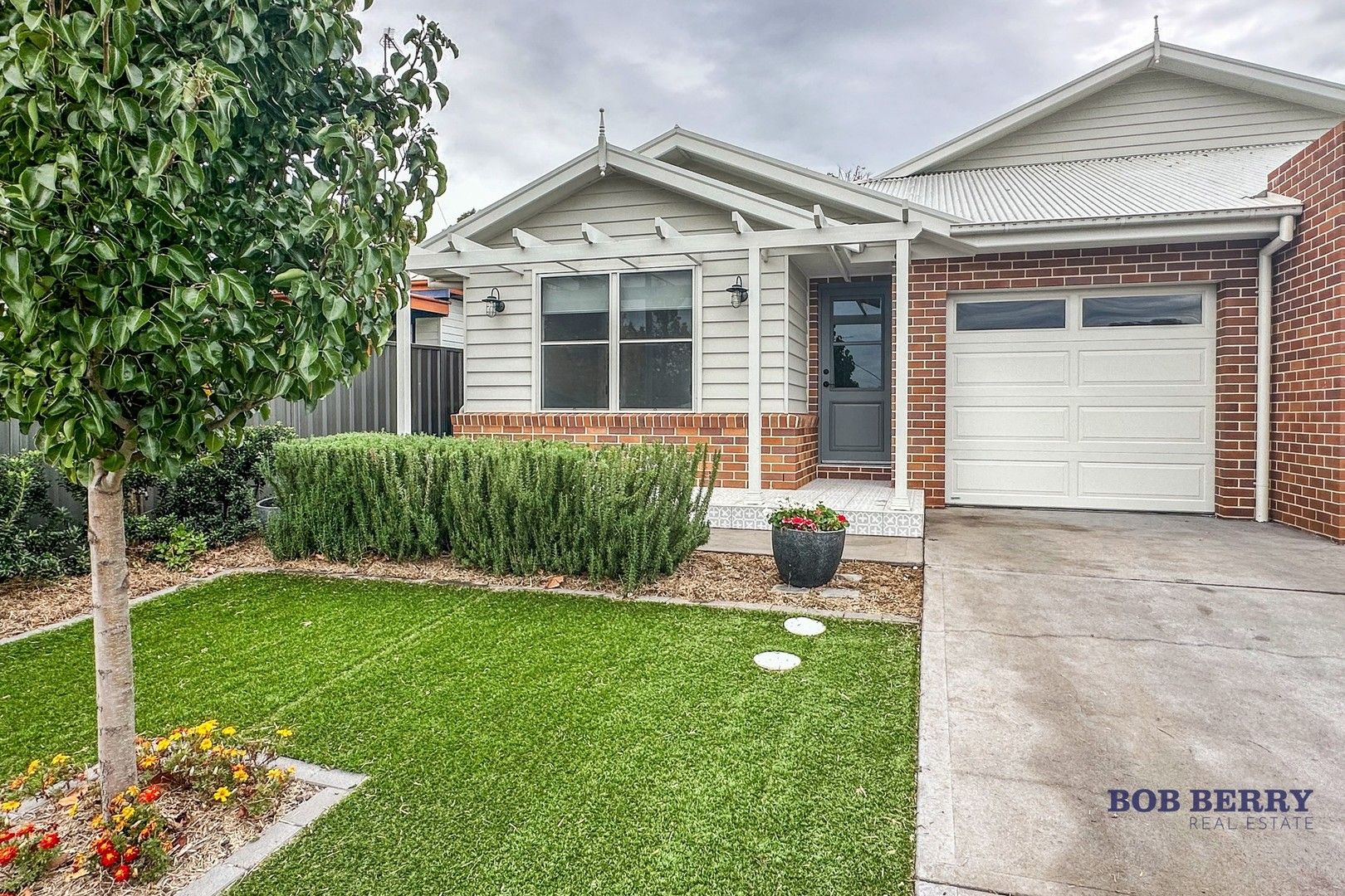 3 bedrooms Semi-Detached in 1/250B Darling Street DUBBO NSW, 2830