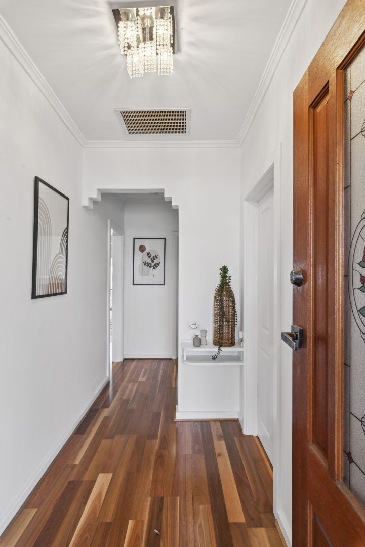 118 Edward Street, Clarence Gardens SA 5039, Image 2