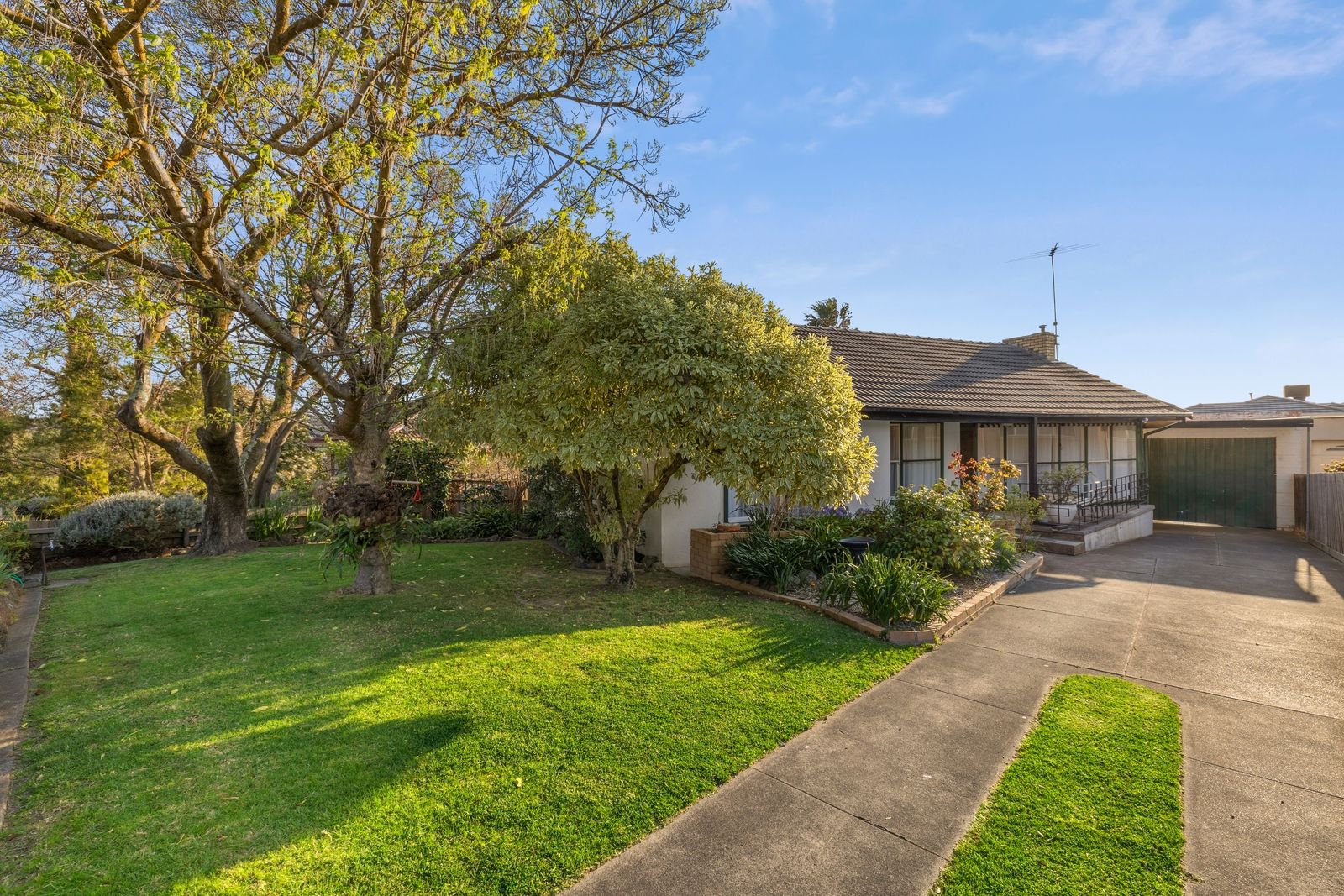 35 Lavidge Road, Ashwood VIC 3147, Image 1