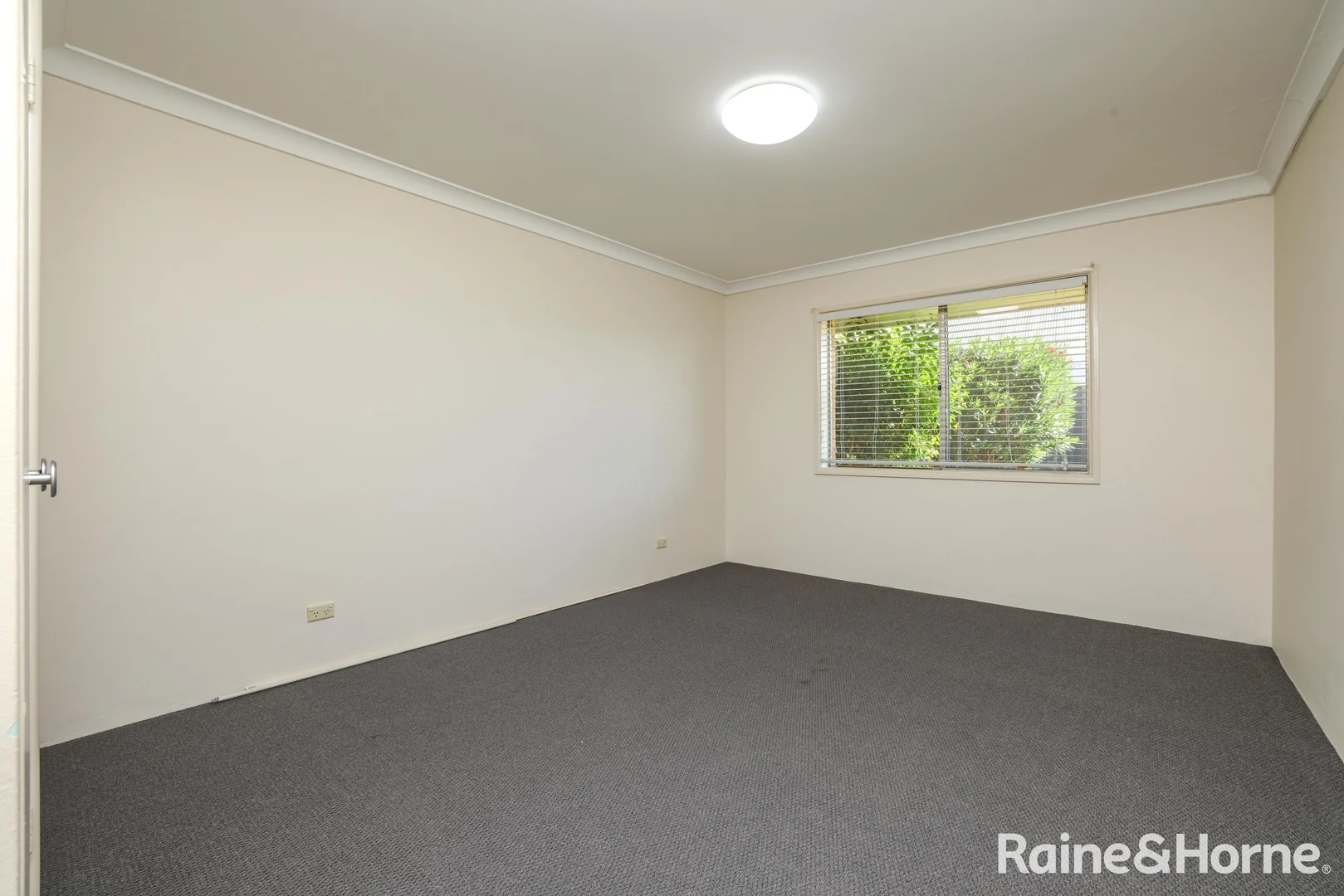 Additional image 8 of 8/223 Lambert St, Bathurst NSW 2795