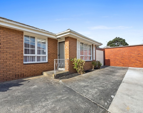 8/15 Lilian Court, Beaumaris VIC 3193