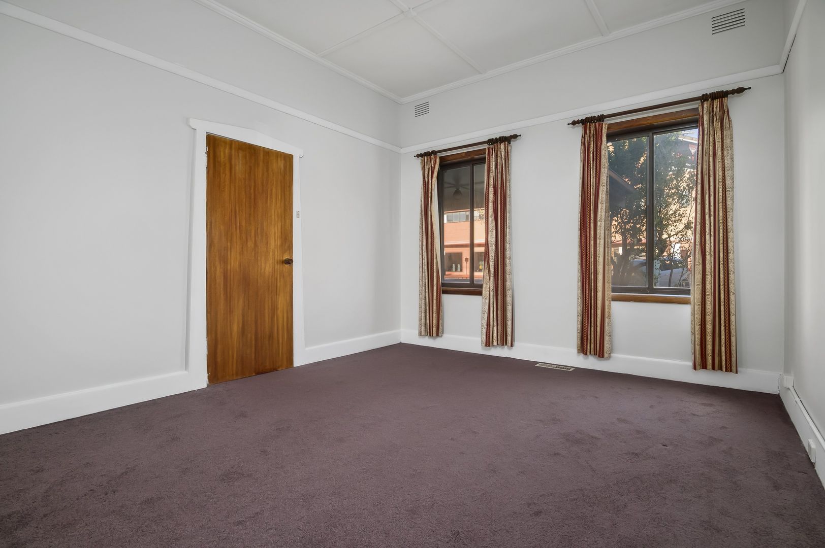 125 Napier Street, Essendon VIC 3040, Image 2