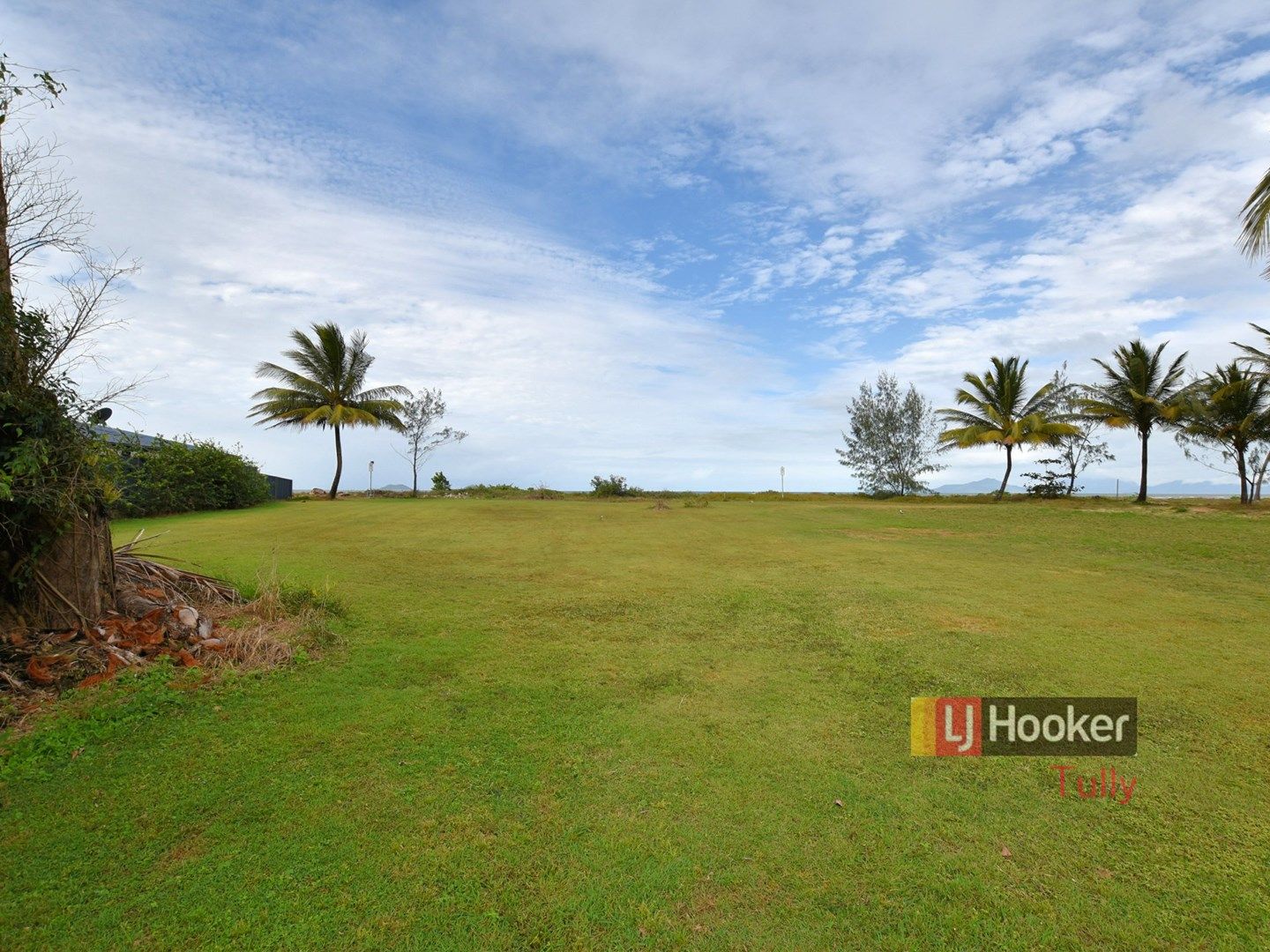 52-54 Taylor Street, Tully Heads QLD 4854, Image 0