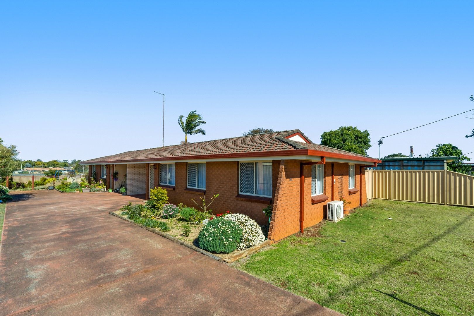 376 Bridge Street, Wilsonton QLD 4350, Image 0