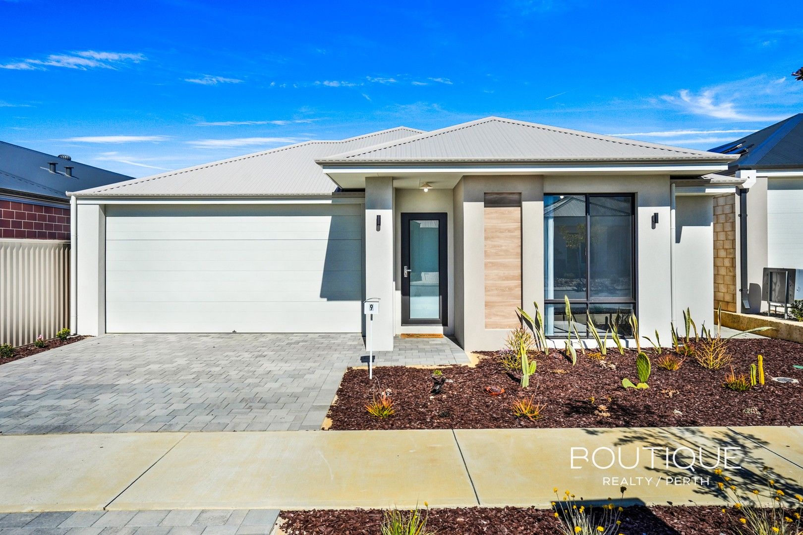 4 bedrooms House in 9 Ainsworth Crescent MANDOGALUP WA, 6167