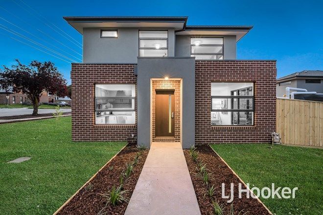 Picture of 2/69 Somerville Road, HAMPTON PARK VIC 3976