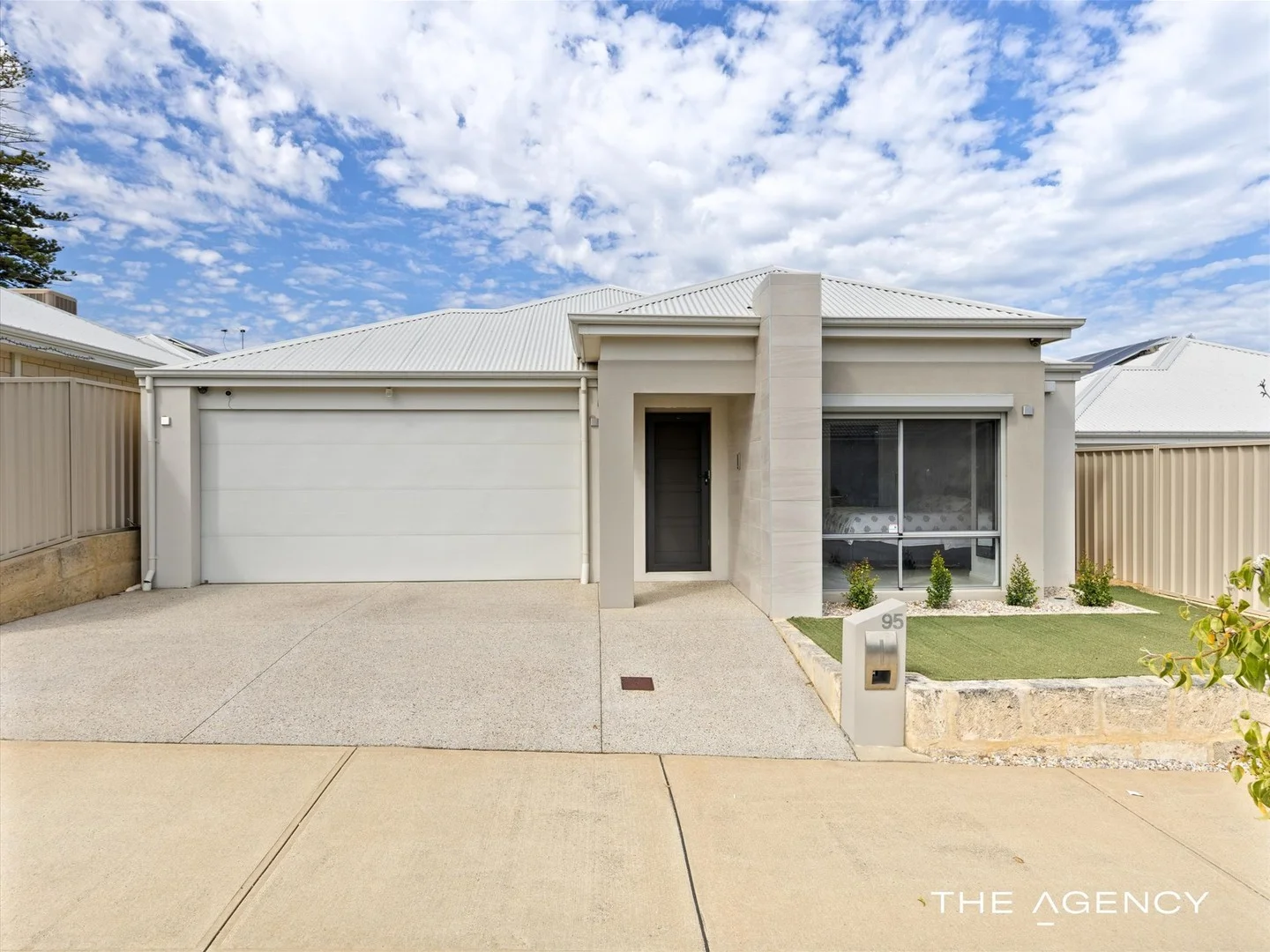 95 Entrance Road, Spearwood WA 6163